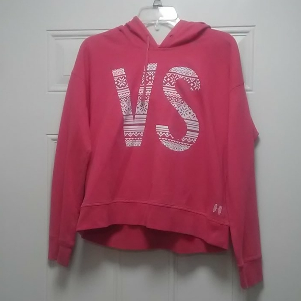 Pink, cropped hoodie